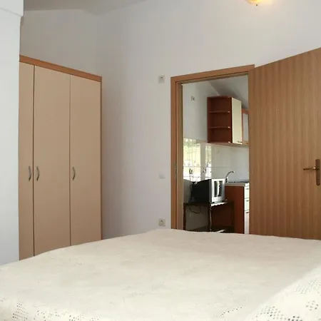 Zuljana 4577a Apartmán *