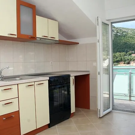 Zuljana 4577a Apartmán Brijesta